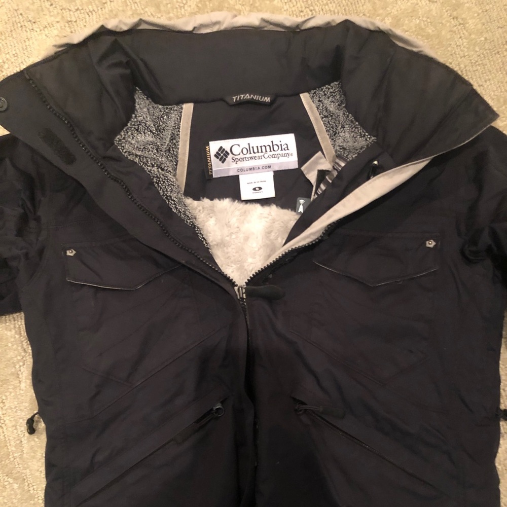 Columbia ski jacket